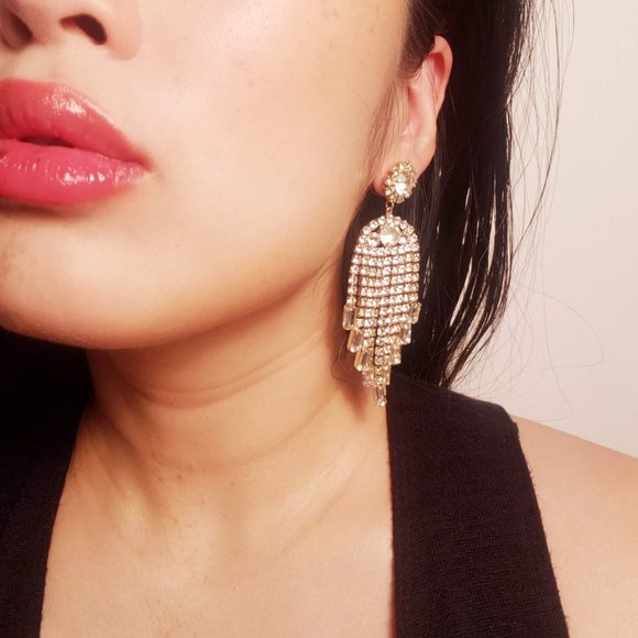 ✿3for$21✿ Statement Crystal Chandelier Earrings - Picture 1 of 5